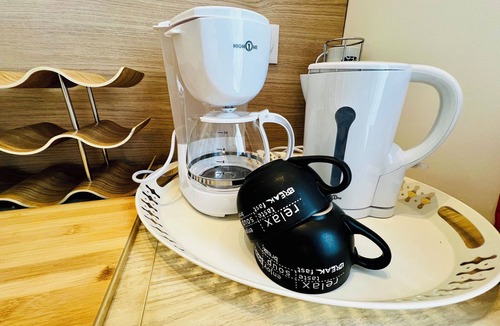 Saint-Quentin Apartment | Quiet & spacious apartment - Secure bicycle garage - Fast WiFi