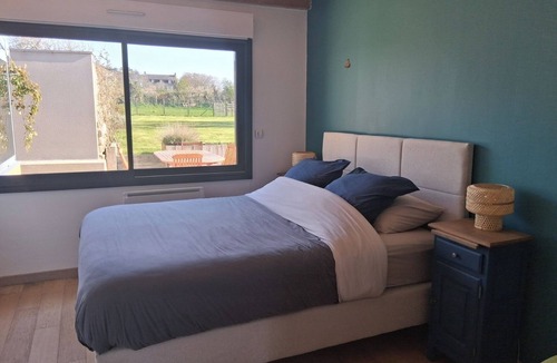 Vicq-sur-Mer House | Quiet, typical stone house 800 m from the beach