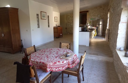 Lacaussade House | Quiet, unoverlooked country house with private saltwater pool