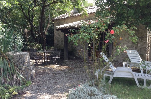 Courbiac Cottage | Quiet wooded, private spa pool, character cottage in the heart of the Lot Valley