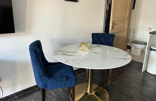Neuilly-sur-Marne Apartment | Résidence P&C Studio élégant proche de Paris