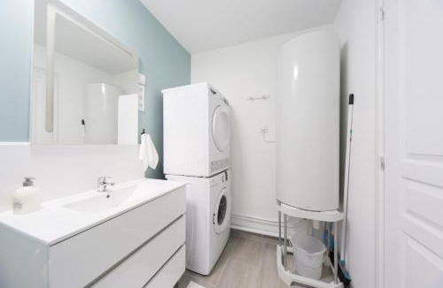 Malesherbes Villa | Résidence privée, parking sécurisé - 9 personnes, 6 lits, 2 logements - Cocoplume Suites