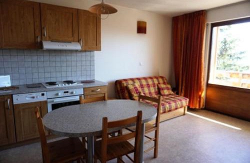 Orcieres-Merlette Apartment | Résidence Roches Rousses B - stdui cabine 4 personnes MAE-2797