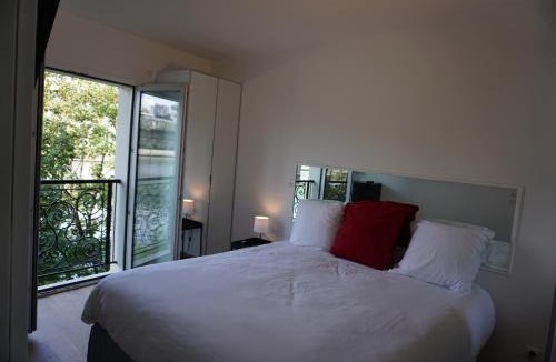 Neuilly-sur-Seine Apartment | Résidences Grande Jatte, Face Seine, Suites Luxe 52m2 à 97m2, Hôpital Américain à 600m