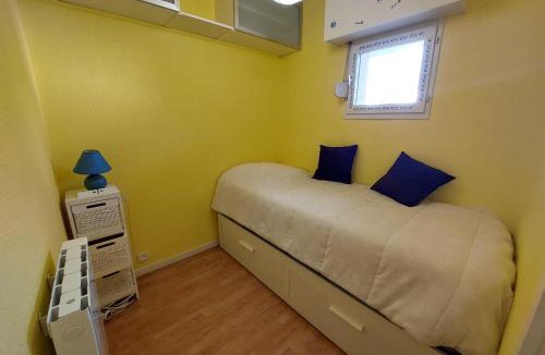 Arzon Apartment | REF 145 Studio pour trois personnes vue Port Crouesty