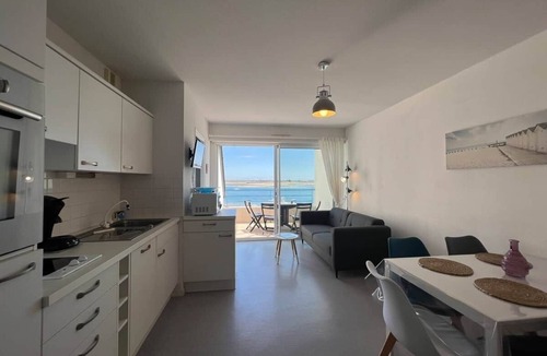 Port-Louis Apartment | REF 335 Port-Louis apartment type 3 sea view