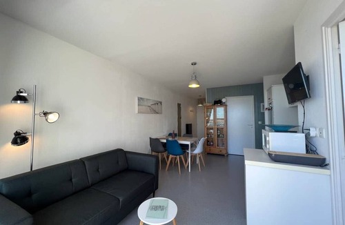 Port-Louis Apartment | REF 335 Port-Louis apartment type 3 sea view