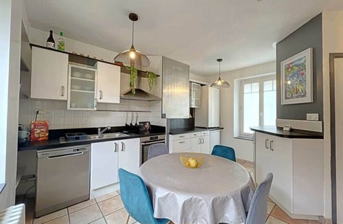 Hennebont House | REF 398 Hennebont town house type 3 downtown