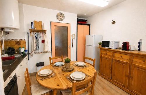 Formigueres Apartment | Refuge de la Lladure RDC-Parking-Formiguères