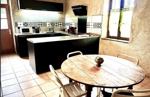 La Celette House | Refuge nature et calme près du château - La Maison du Bout du Monde