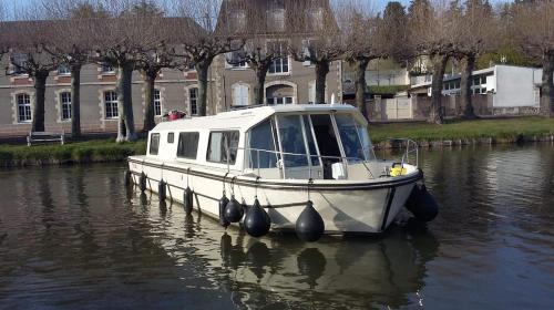 Briare Boat Rental | Rem'Ann boat