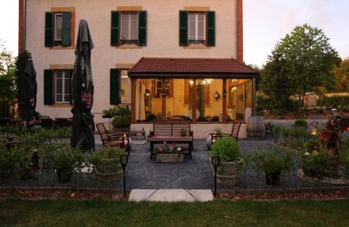 Chalmoux Bed & Breakfast | Renard et l'abeille