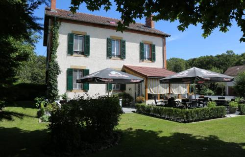 Chalmoux Bed & Breakfast | Renard et l'abeille