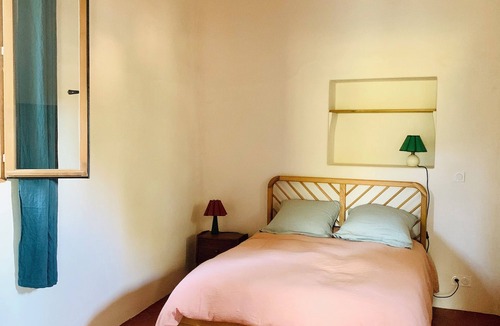 Vives House | Renovated barn, quiet gîte- Céret