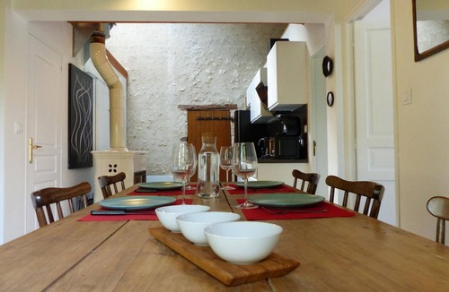 Charroux Cottage | Renovated cottage in Charroux with private pool and terrace