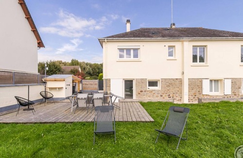Quettehou Cottage | Renovated house with enclosed garden and historic view