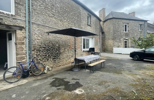 Mece House | Rent village house sleeps 12