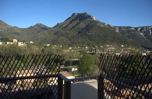Sumene Apartment | rental cottage/holiday apartment for 4/6 pers in mas.