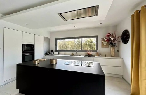 Perpignan Villa | Residence 8vb11-perpignan - Houses & Villas for 8 People