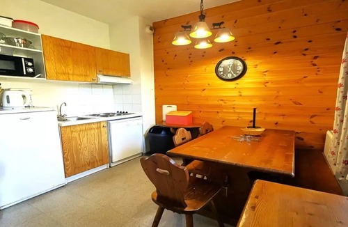 Pelvoux Apartment | Residence Le Palatine - APARTMENT ON HEADS AT PIEDS - 4/6 PERS