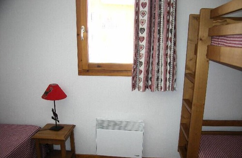 Puy-Saint-Vincent Ski Chalet | Residence Le Parc aux Etoiles *** - 4 Room Triplex Chalet 6/8 People
