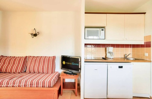 Uhart-Cize Apartment | Residence Le Parc d'Arradoy - maeva Home - 2 room apartment for 5 people - Selection
