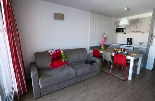 Hendaye Apartment | Residence Mer & Golf Sokoburu* - 2 Rooms for 6 People - Patio Side