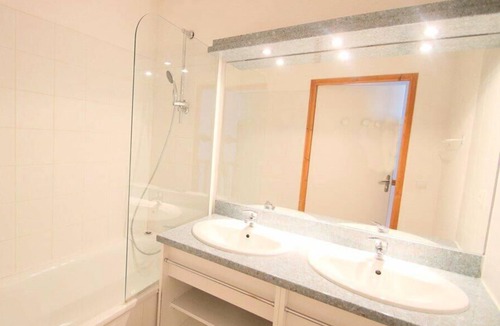 Puy-Saint-Vincent Ski Chalet | Residence Parc Aux Etoiles - Chalets for 8 People