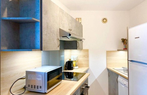 Villard-de-Lans Apartment | Resort center, 9th floor, balcony, parking, 64m², Villard de Lans