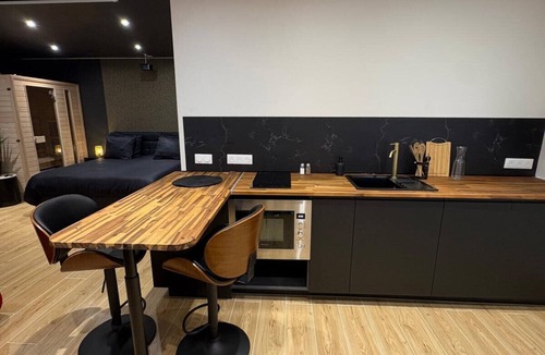 Argenton-sur-Creuse Apartment | Rien Que Pour Nous – Spa privé, sauna & vidéoprojecteur