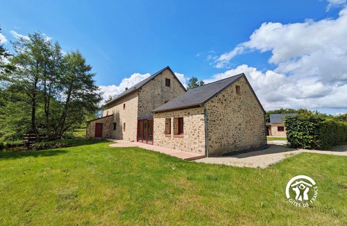 Saint-Georges-sur-Erve Cottage | Riverside Cottage with Fireplace, Fishing & Nature Trails - Sleeps 4