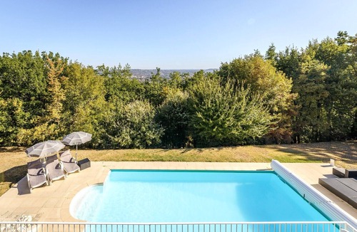 Pujols Villa | Rocaille, villa with private pool, views, privacy, comfort and service