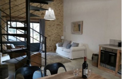 Monpazier House | Romantic holiday accommodation sleeps 4, with shared swimming pool in Dordogne