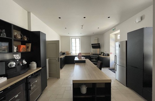 Savigny-les-Beaune Bed & Breakfast | Room Les Chatelots for 2 people