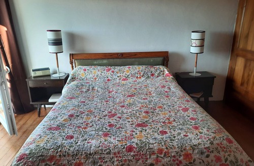 Cahors Bed & Breakfast | Rooms overlooking the garden with a beautiful view, available for rent as a whole or separately