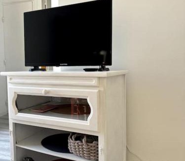 Belleme Apartment | Rose