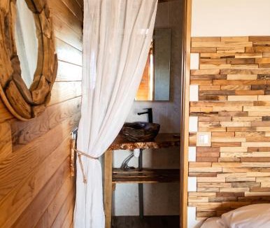 Cabariot House | Roulotte à la campagne avec son spa à Cabariot