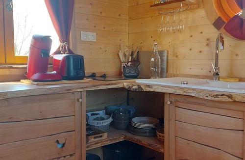 Massiac Ski Chalet | Roulotte de Charme Dans le Cantal en Auvergne