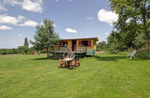 Ambierle House | Roulotte pittoresque 4 pers avec animaux admis, draps et ménage inclus - FR-1-496-308