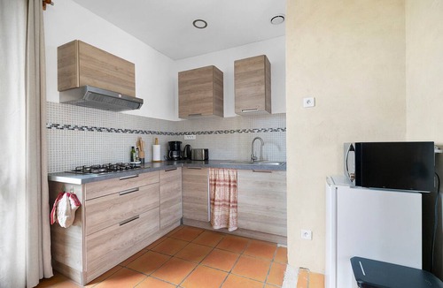 Puycelci Apartment | Rural Studio at the Foot of Puycelsi