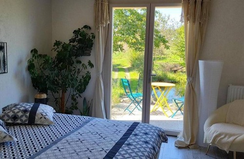 Blomard Cottage | Rustic cottage with shared pool and pets allowed, sleeps 15