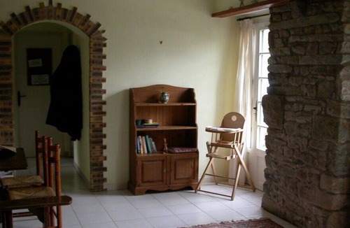 Guilliers House | Rustic Stone house in rural Brittany, sleeps up to 11, with pool & garden.