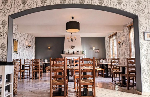 Fontguenand Bed & Breakfast | Séjour authentique à Fontguenand avec parking et petit déjeuner inclus - FR-1-591-707