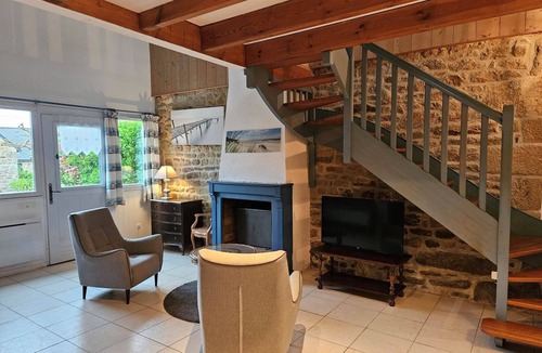 Belz House | Saint Cado cottage with swimming pool