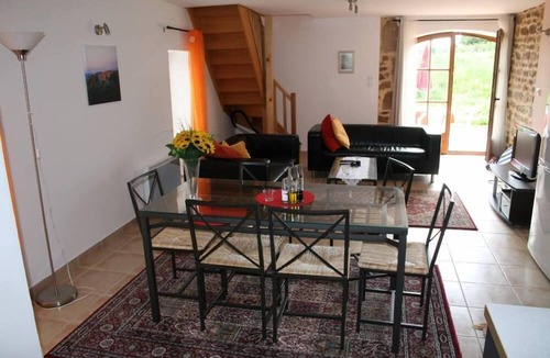 Saint-Emiland House | Saint Emiland: Charmente Maison In a very calm place