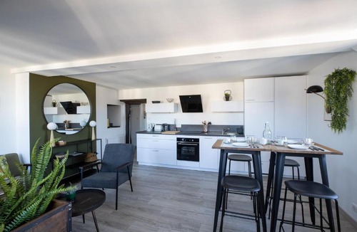 Vannes Apartment | SAINT-GEORGES, splendide T3 centre historique de Vannes