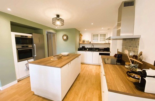 Combrit House | Sainte-Marine, charming house 9 people, beach, restaurant on foot