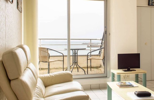 Erquy Apartment | Sea-view studio in Erquy | 2 guests | Ref 509