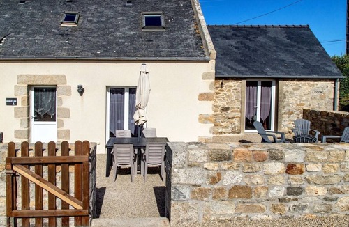Santec Cottage | Seaside, 250 meters from fishermen's house