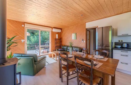 La Clayette Ski Chalet | Secret Chalet- Séjour paisible avec vue sur le lac